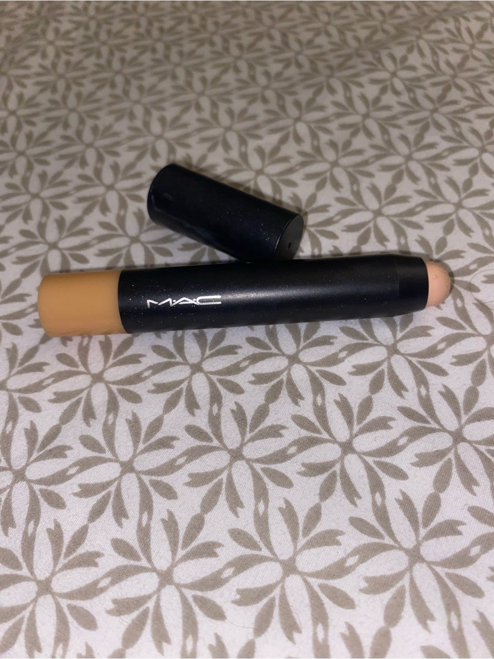 MAC Cosmetics MAC Studio Fix Prefecting Stick-NW15 (discontinued & new)